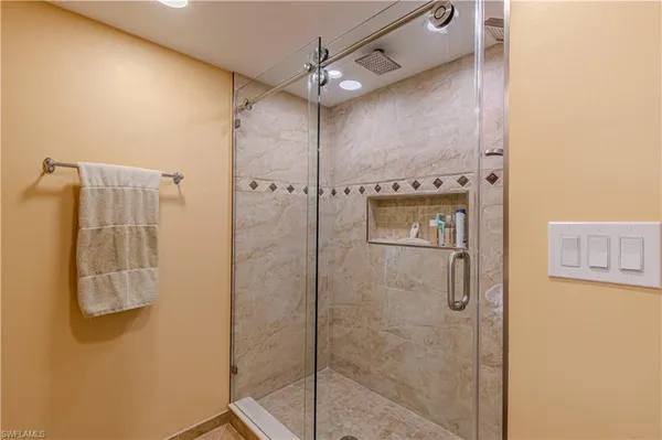 $12,000 | 11030 Gulf Shore Drive, Unit 901, Naples, FL 34108