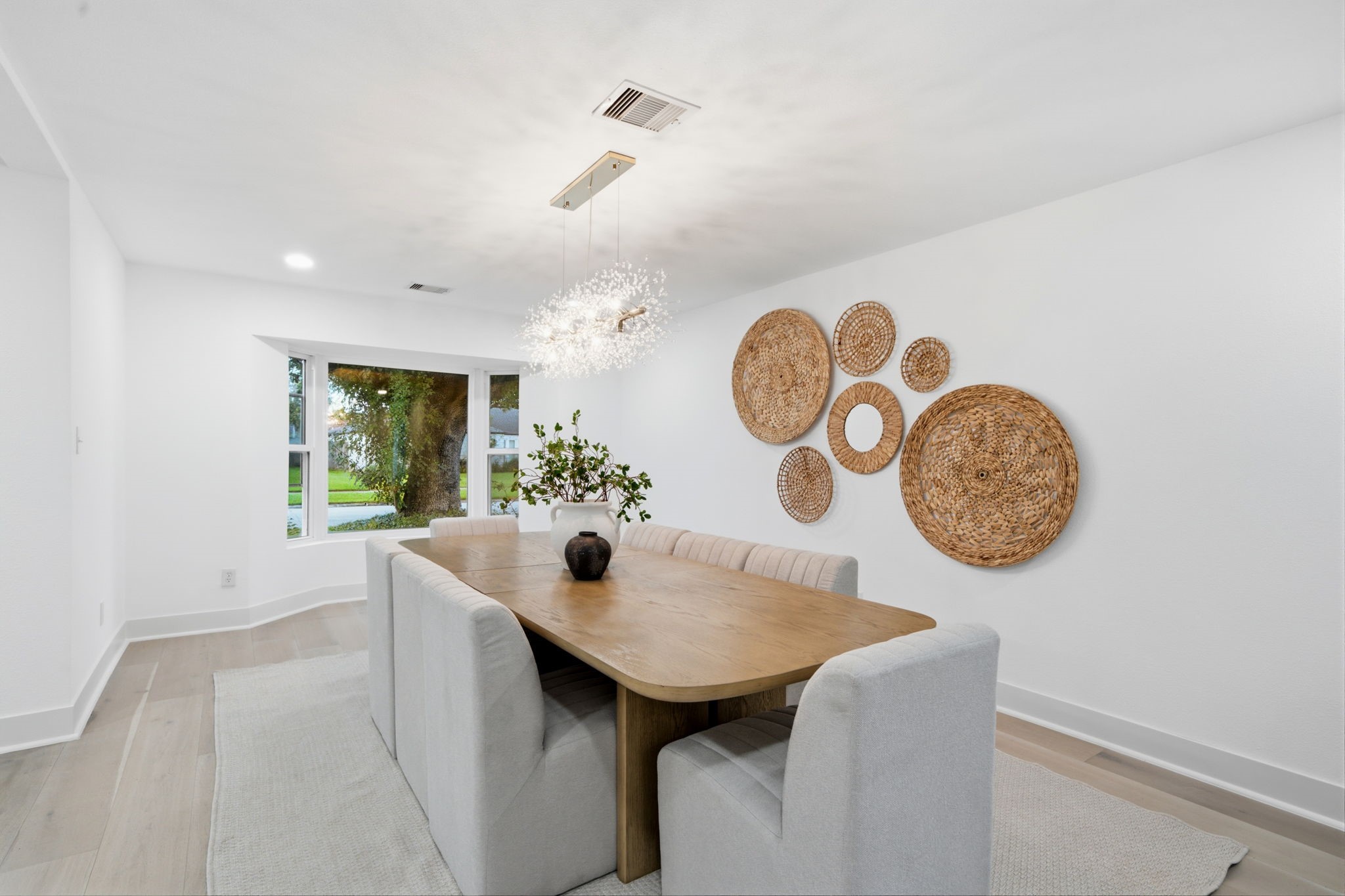 10714 Cranbrook Road Houston, TX 77042 - Photo 16 of 42 Gallery Image 16