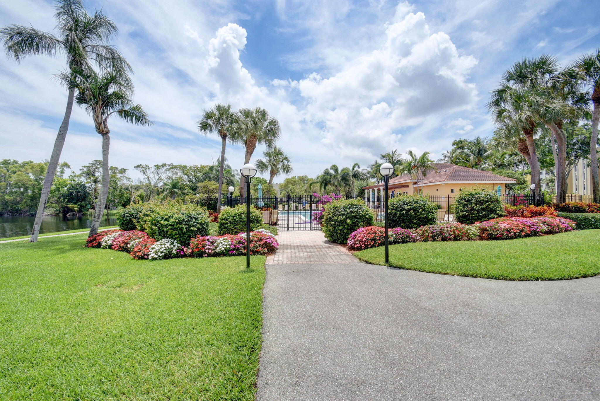 820 Lavers Circle, Unit G402 Delray Beach, FL 33444 - Photo 23 of 28 LAKEHOUSE CLUBHOUSE