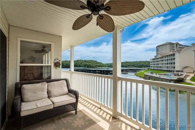 $289,900 | 4800 Eagleview Drive, Unit 323, Osage Beach, MO 65065