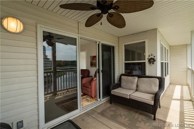 $289,900 | 4800 Eagleview Drive, Unit 323, Osage Beach, MO 65065