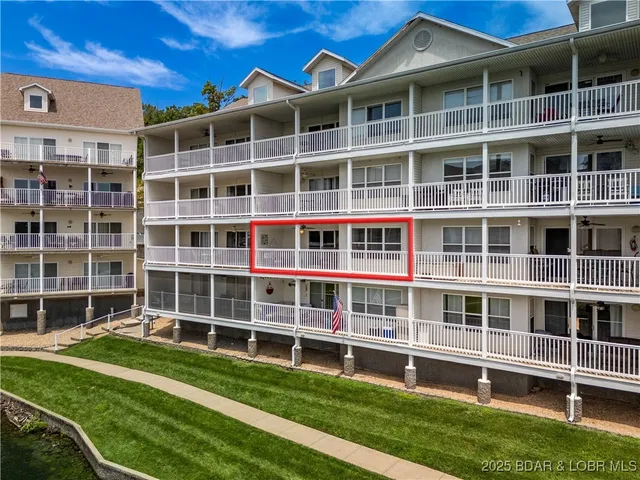 $289,900 | 4800 Eagleview Drive, Unit 323, Osage Beach, MO 65065