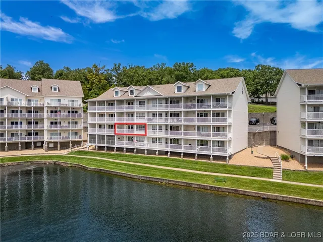 $289,900 | 4800 Eagleview Drive, Unit 323, Osage Beach, MO 65065
