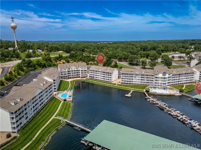 $289,900 | 4800 Eagleview Drive, Unit 323, Osage Beach, MO 65065