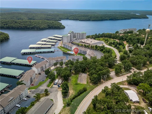 $289,900 | 4800 Eagleview Drive, Unit 323, Osage Beach, MO 65065