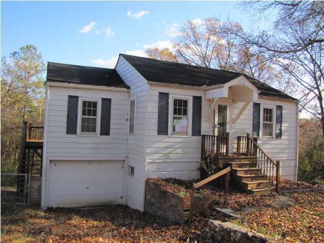 3936 Churchill Road Chattanooga, TN 37406 - Photo 1 of 10 Primary Photo
