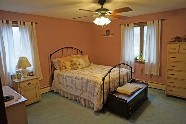 140 Mountain Road Holyoke, MA 01040 - Photo 25 of 30