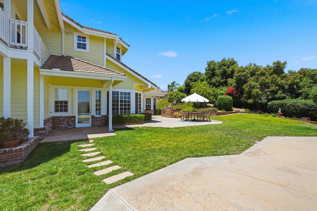 2292 Dos Lomas Fallbrook, CA 92028 - Photo 46 of 71