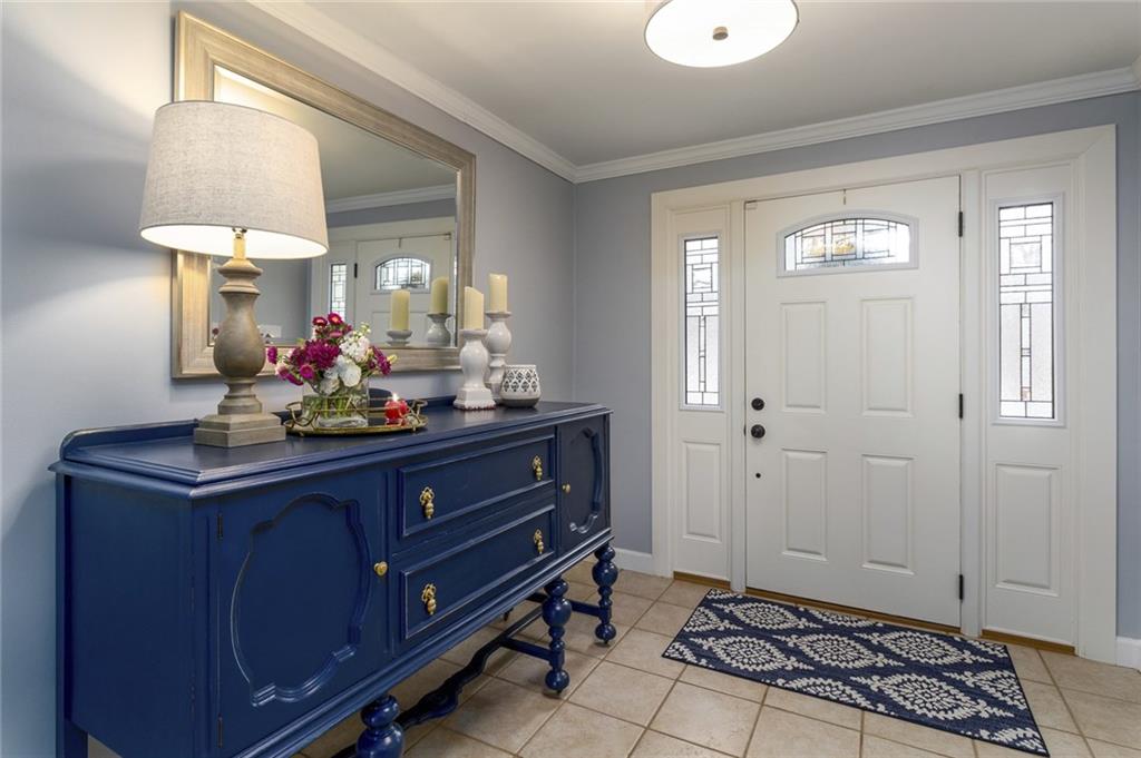 257 Sleepy Hollow Road Pittsburgh, PA 15216 - Photo 2 of 25 Gallery Image 2