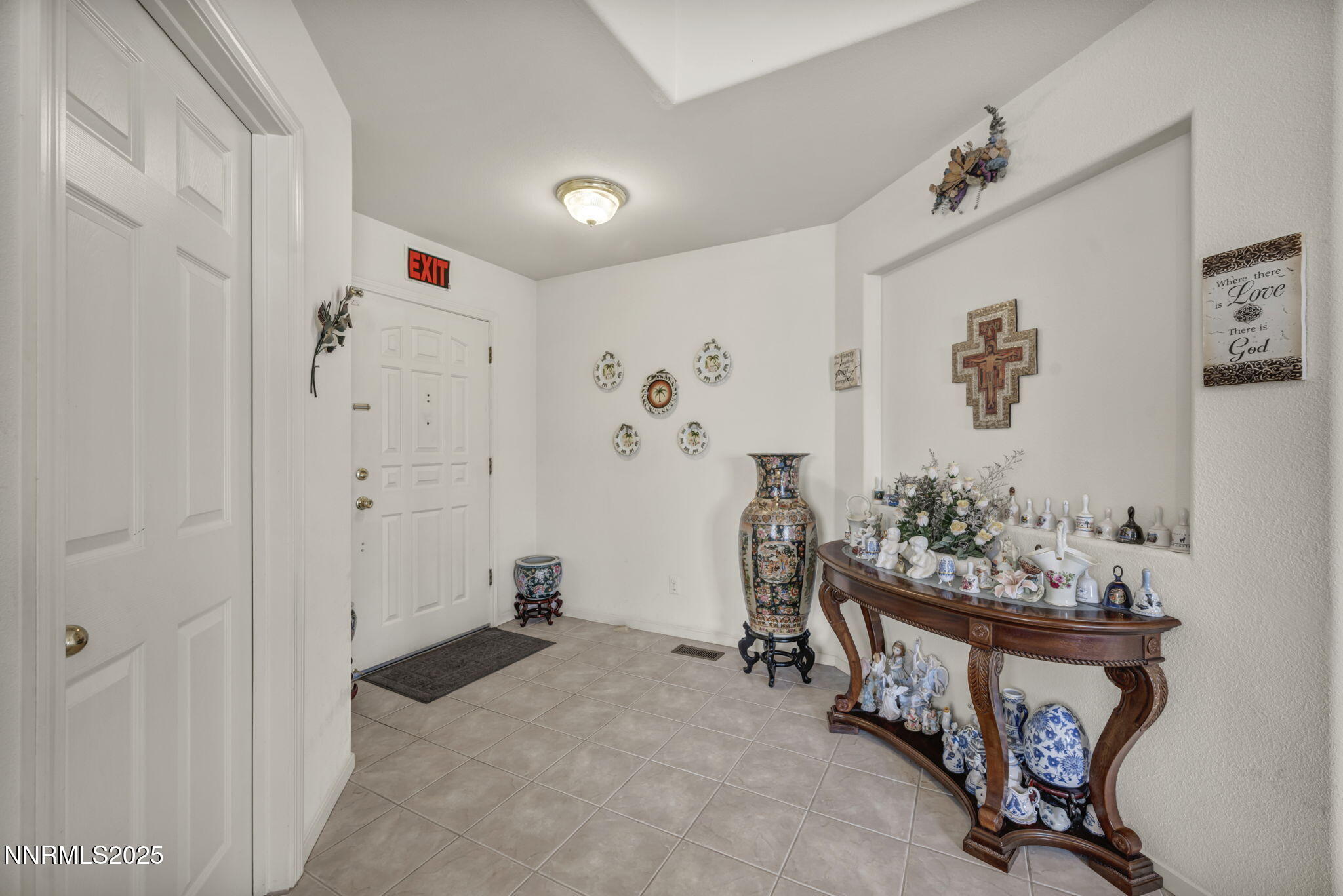 2900 Crown Canyon Court Reno, NV 89503 - Photo 7 of 49 14-web-or-mls-2900-crown-canyon-ct