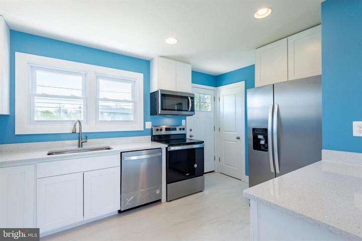 105 Meadow Road Bel Air, MD 21014 - Photo 12 of 36 Stainless Steel Appliances