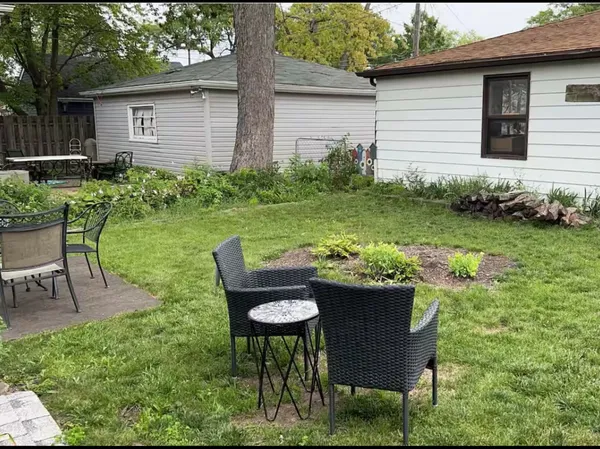 $185,900 | 17831 Walter Street, Lansing, IL 60438