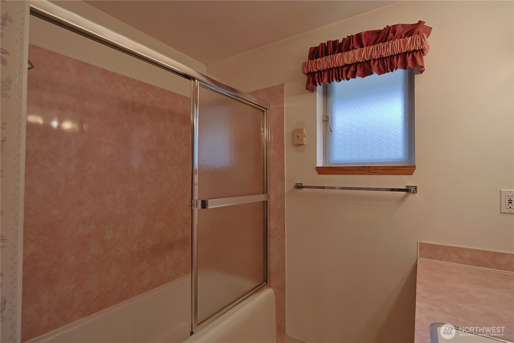 1498 Southwest Cook Road Port Orchard, WA 98367 - Photo 9 of 37 Gallery Image 9