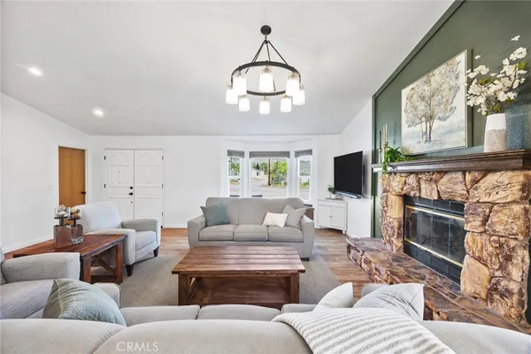 $449,000 | 20005 Bald Mountain Drive, Tehachapi, CA 93561