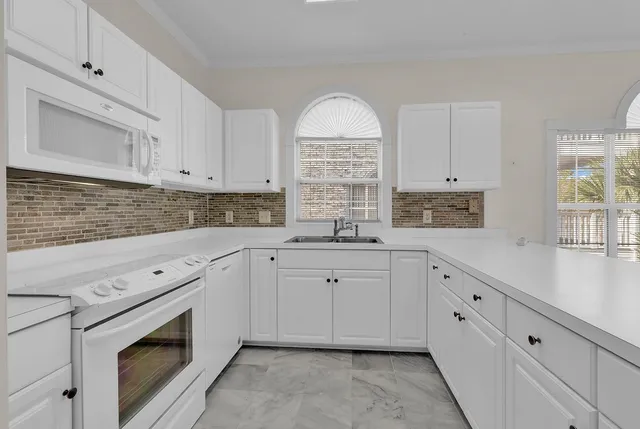 $218,500 | 4737 Wild Iris Drive, Unit 202, Myrtle Beach, SC 29577