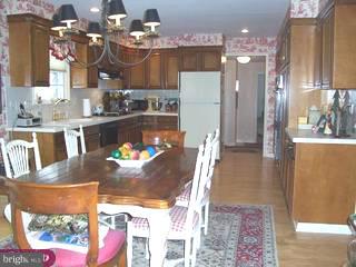 305 Madison Road Huntingdon Valley, PA 19006 - Photo 4 of 6
