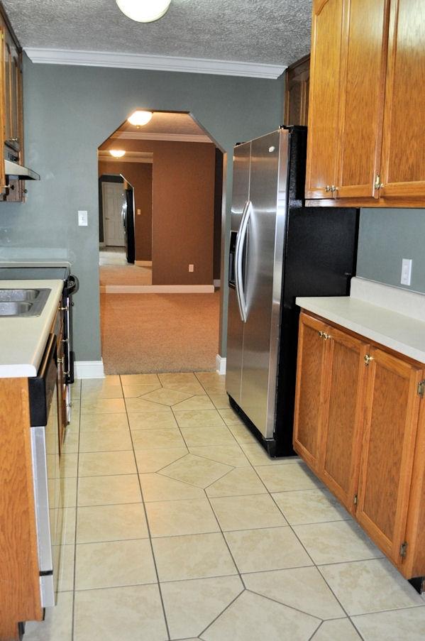 186 Maple Ridge Lane Seymour, TN 37865 - Photo 7 of 26 kitchen3