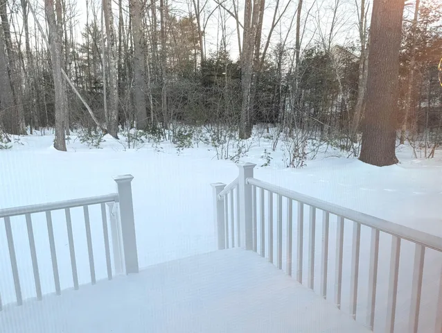 $545,000 | 264 Woodview Way, Manchester, NH 03102