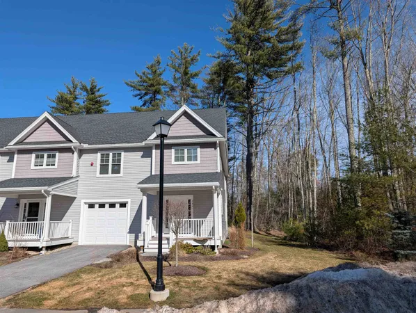 $545,000 | 264 Woodview Way, Manchester, NH 03102