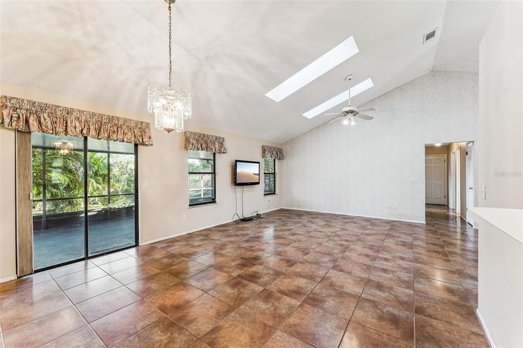 3051 Riviera Bay Court Oviedo, FL 32765 - Photo 7 of 47