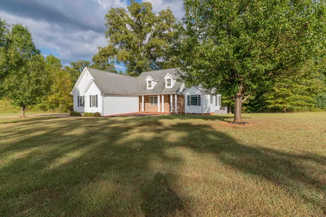$345,000 | 220 Village Drive, Whitwell, TN 37397