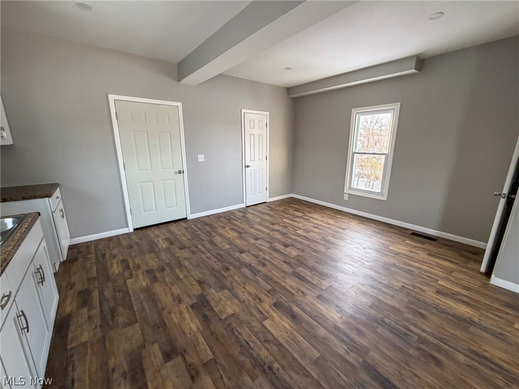 252 State Street Struthers, OH 44471 - Photo 7 of 20