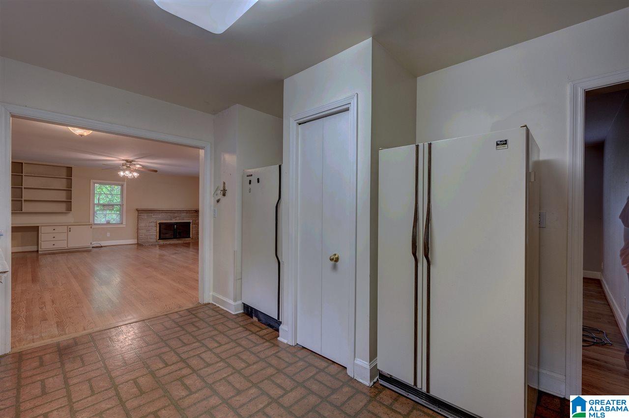 325 Killough Springs Road Birmingham, AL 35215 - Photo 5 of 35