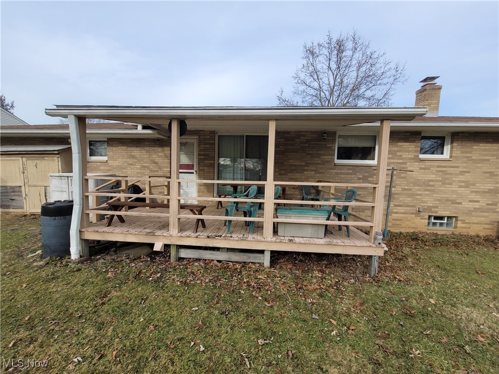 14855 Drake Road Strongsville, OH 44136 - Photo 14 of 15 Covered deck