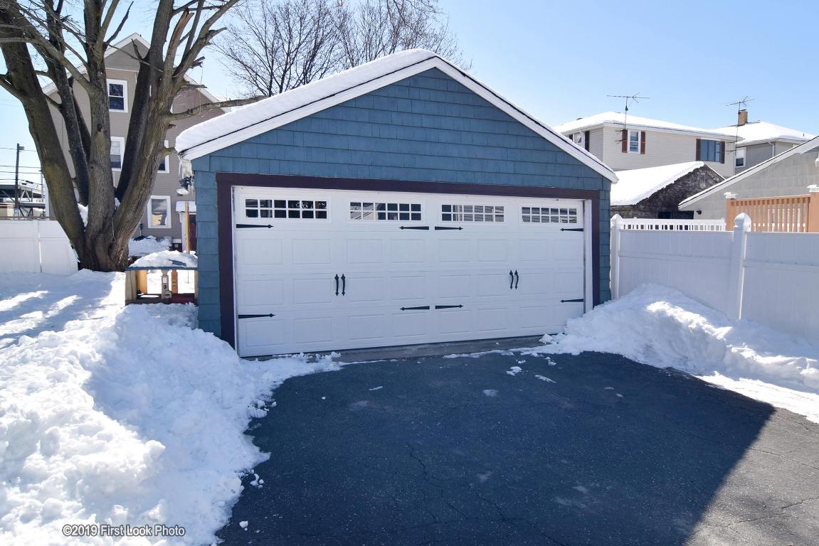27 Halliday Street Pawtucket, RI 02861 - Photo 33 of 36 Gallery Image 33