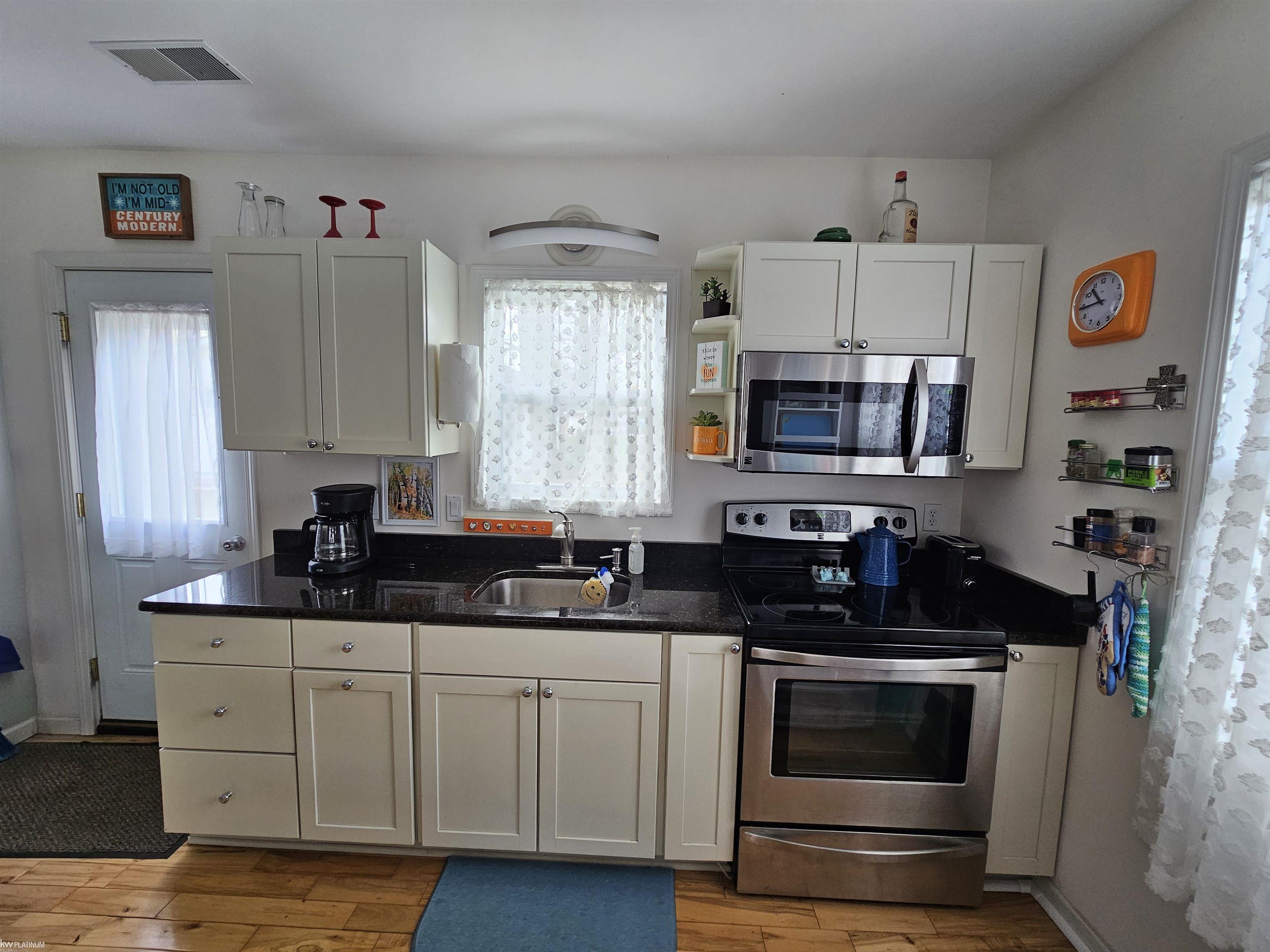 7334 Maplewood Road Lexington, MI 48450 - Photo 7 of 21 Gallery Image 7