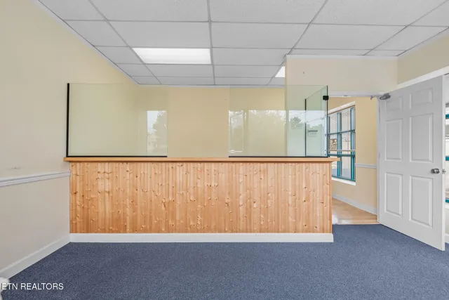 $2,950 | 5034 North Broadway Street, Knoxville, TN 37918