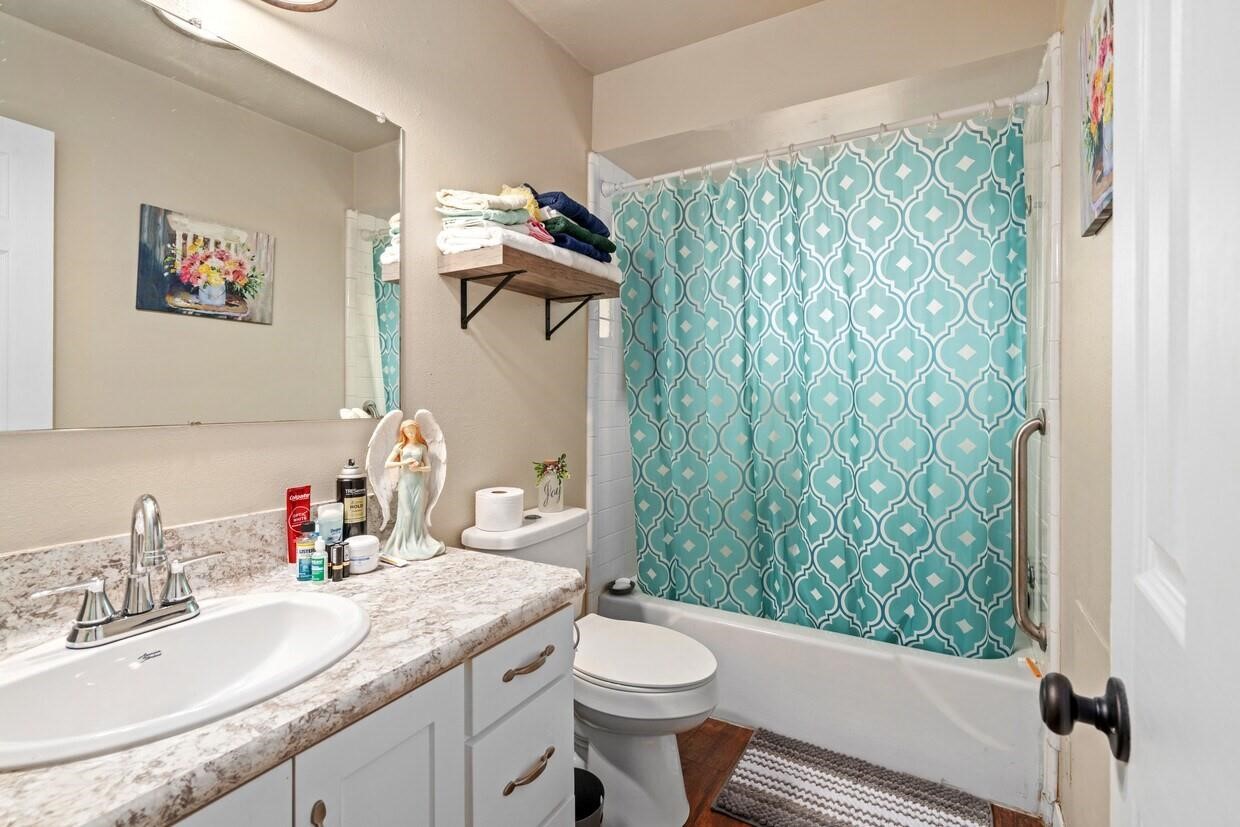 401 East Main Street, Unit 5 Brenham, TX 77833 - Photo 12 of 18