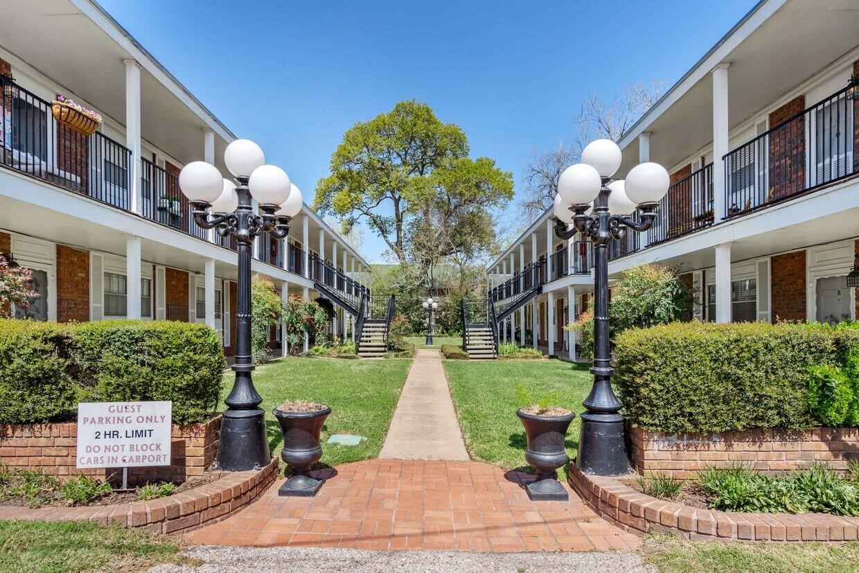 401 East Main Street, Unit 5 Brenham, TX 77833 - Photo 5 of 18