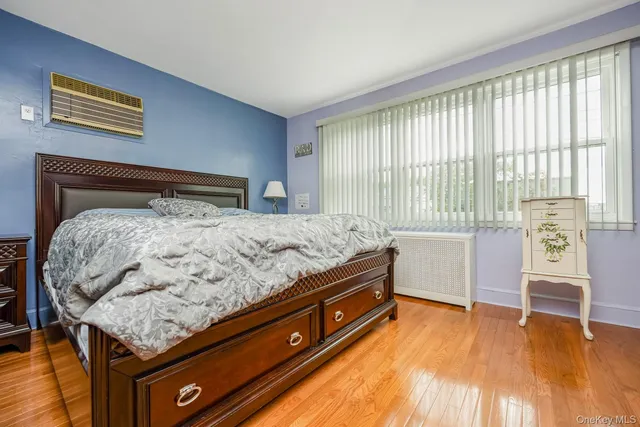 $848,000 | 61-15 63rd Street | Middle Village