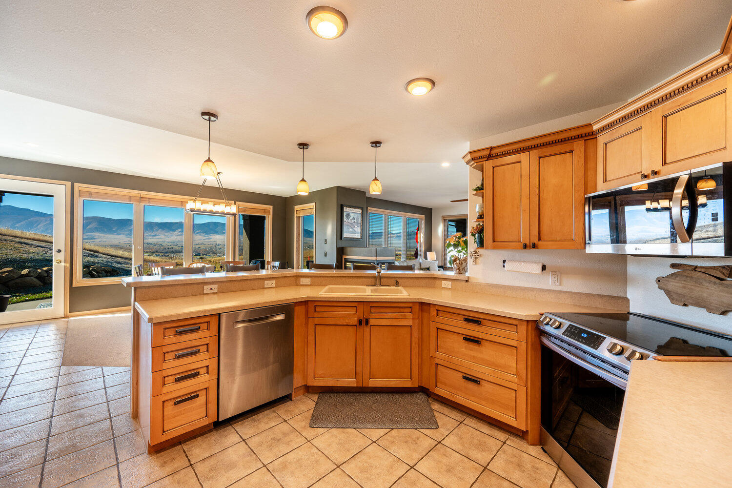 45 Eagle Ridge Drive Sheridan, WY 82801 - Photo 20 of 48 054_dsc_1167-hdr-edit_682