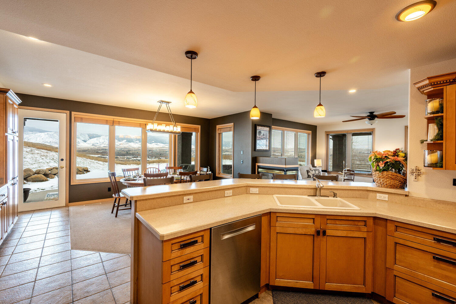 45 Eagle Ridge Drive Sheridan, WY 82801 - Photo 22 of 48 077_dsc_2465-hdr-edit_600