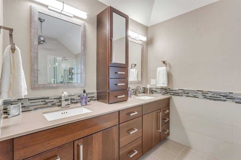 1236 Rio Grande Drive Benbrook, TX 76126 - Photo 19 of 38