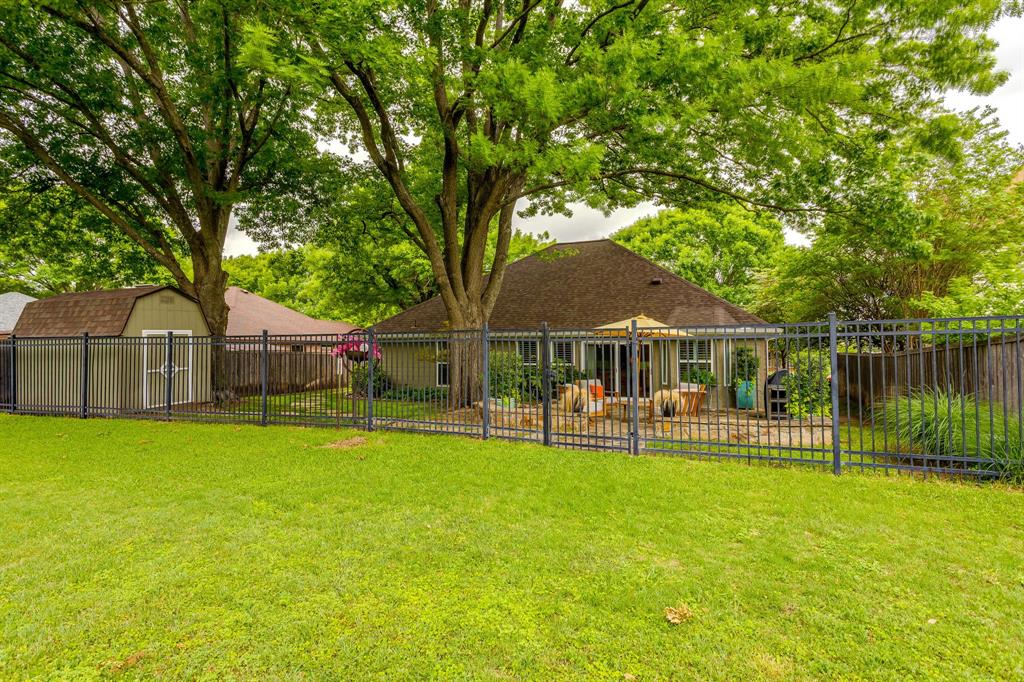 1236 Rio Grande Drive Benbrook, TX 76126 - Photo 34 of 38