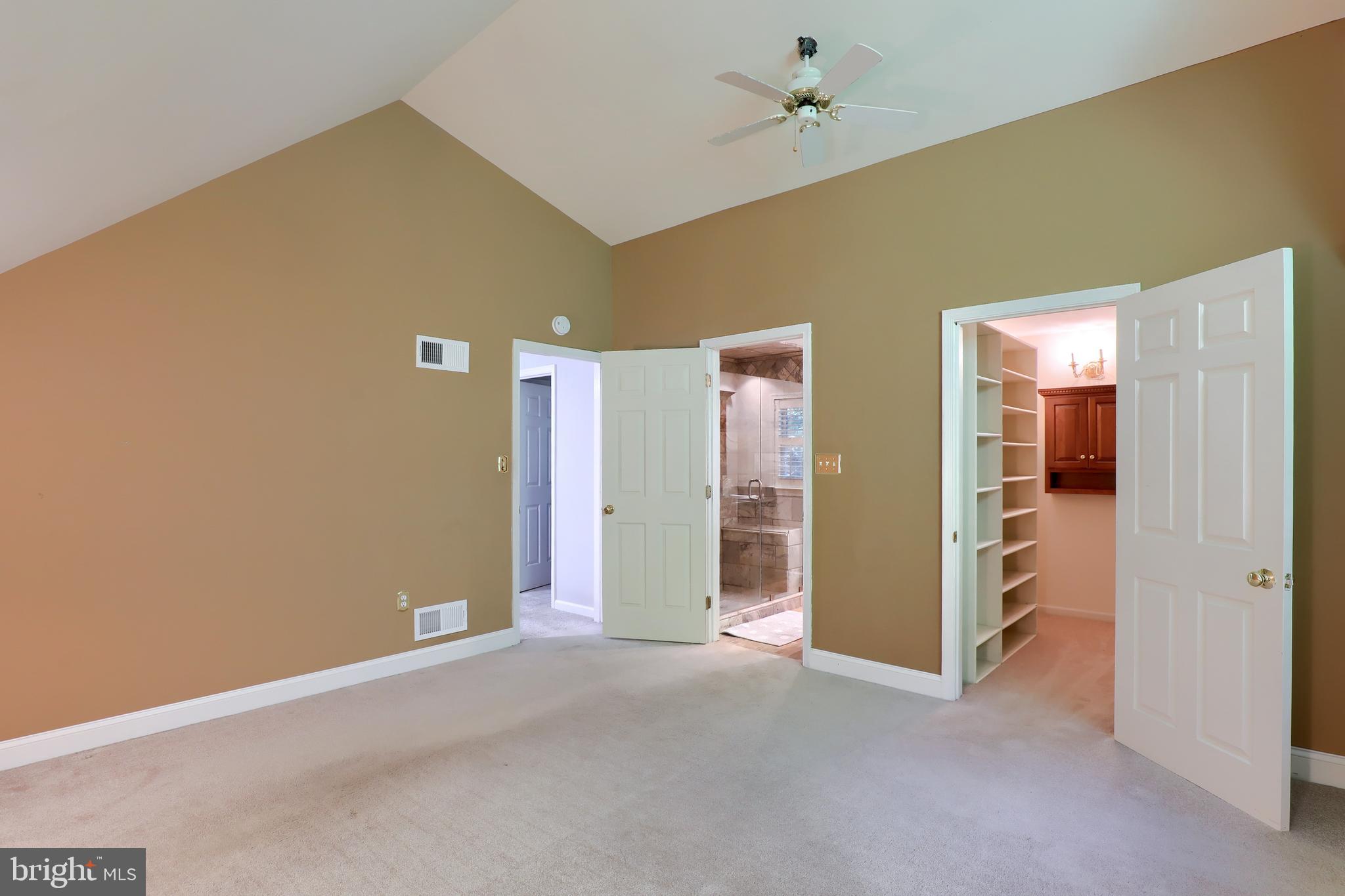 8 Regency Court Lititz, PA 17543 - Photo 21 of 33 Upper level - Owner's bedroom