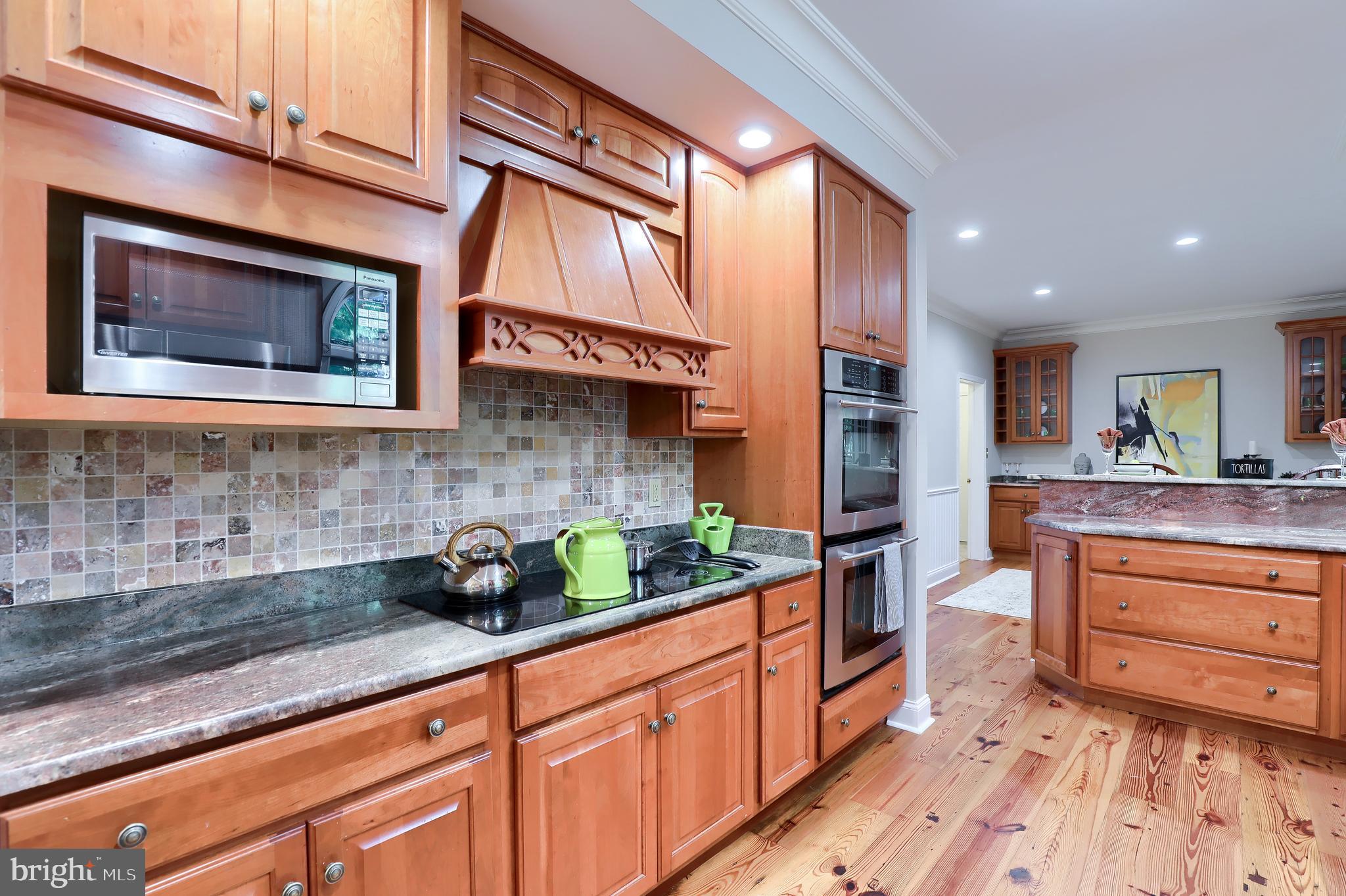 8 Regency Court Lititz, PA 17543 - Photo 6 of 33 Kitchen