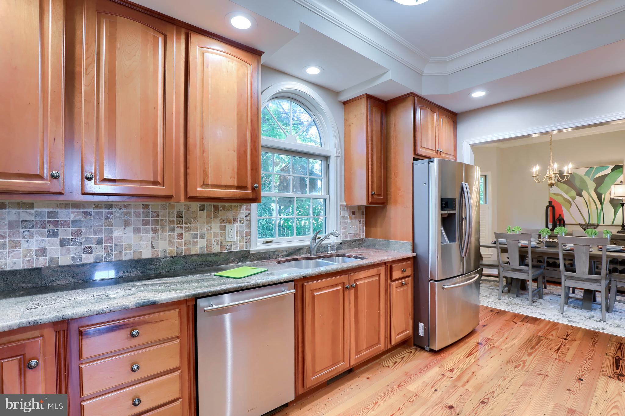 8 Regency Court Lititz, PA 17543 - Photo 7 of 33 Kitchen