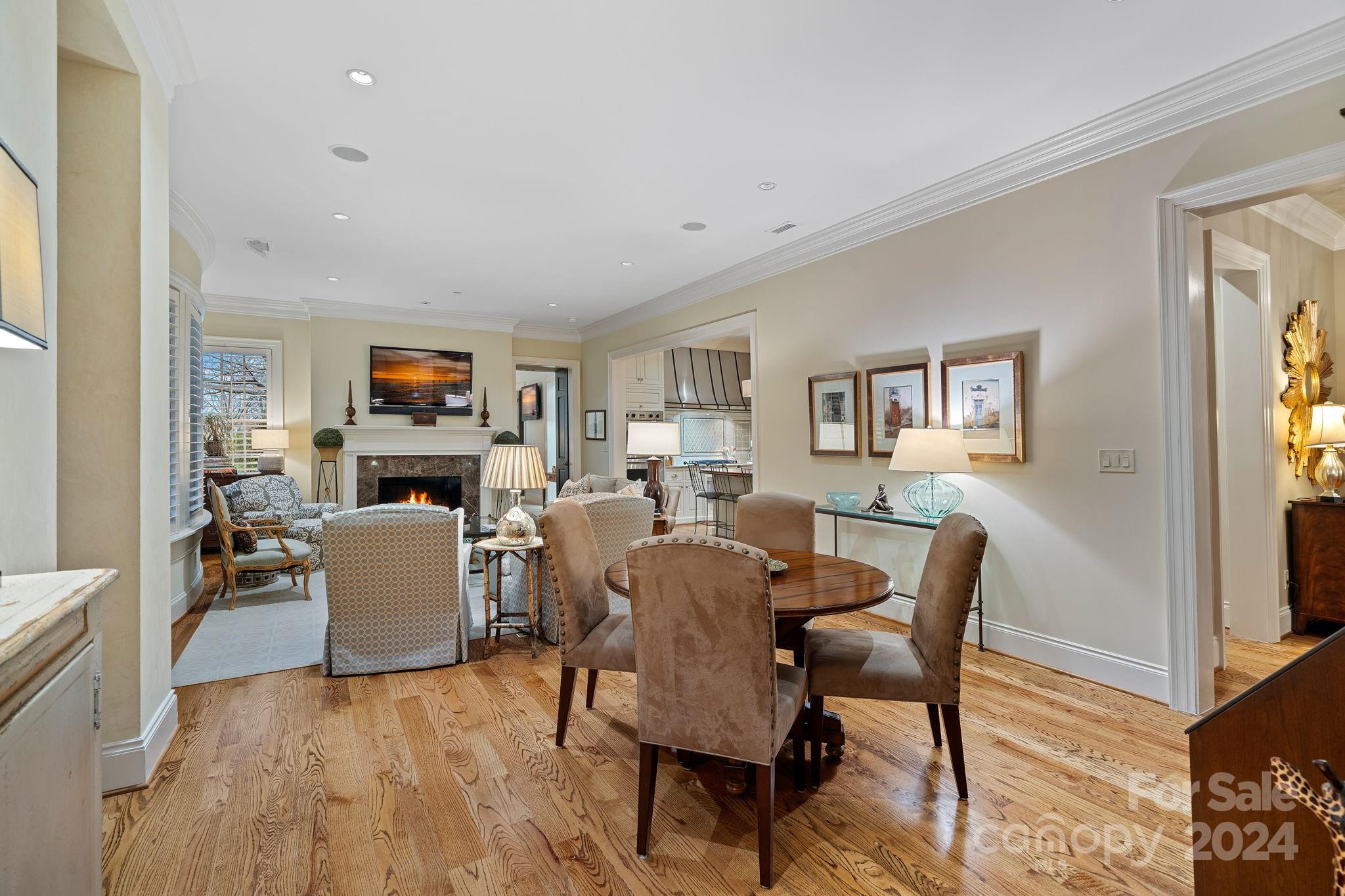 154 Cherokee Road Charlotte, NC 28207 - Photo 13 of 39 Gallery Image 13