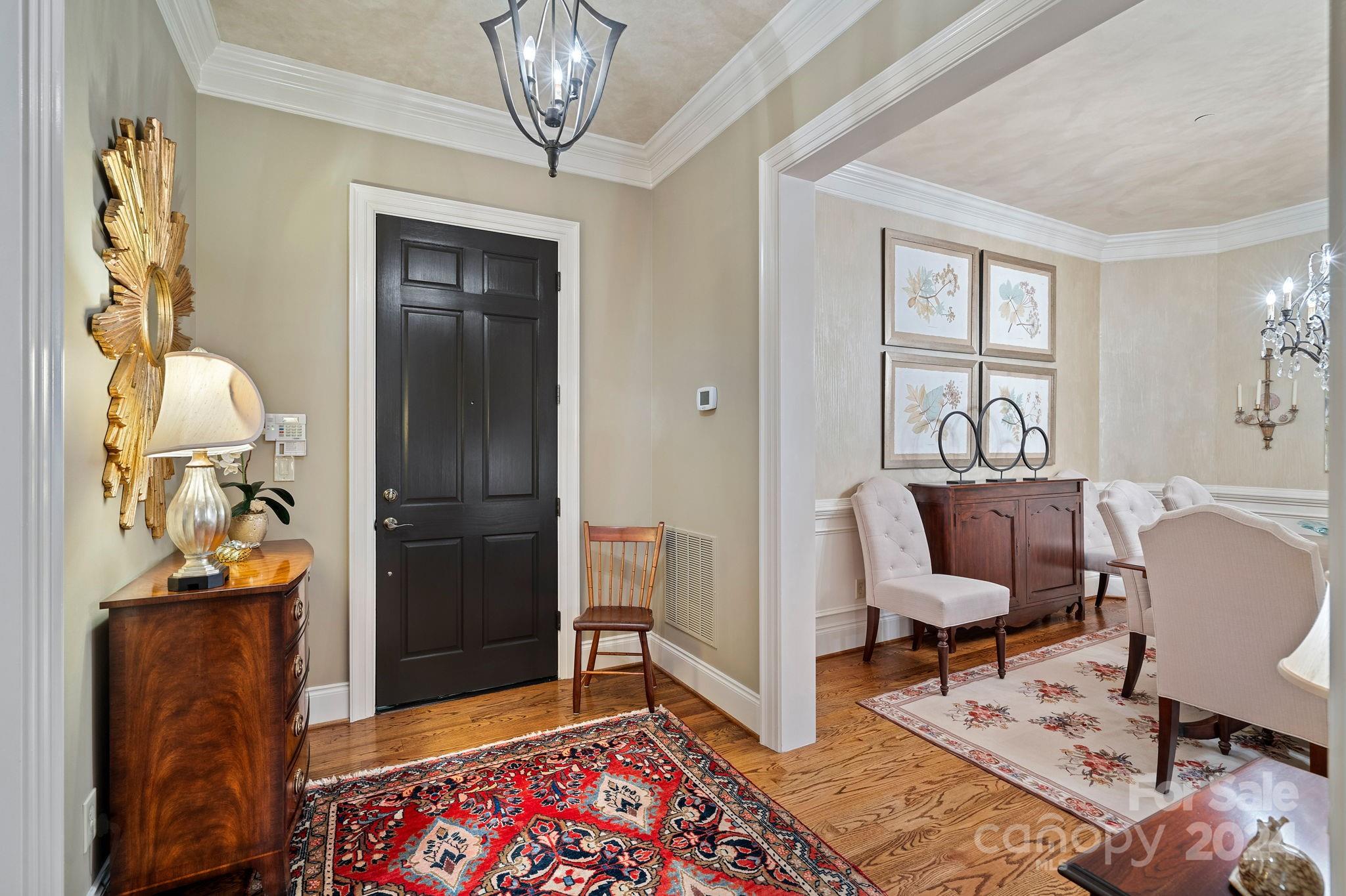 154 Cherokee Road Charlotte, NC 28207 - Photo 17 of 39 Gallery Image 17