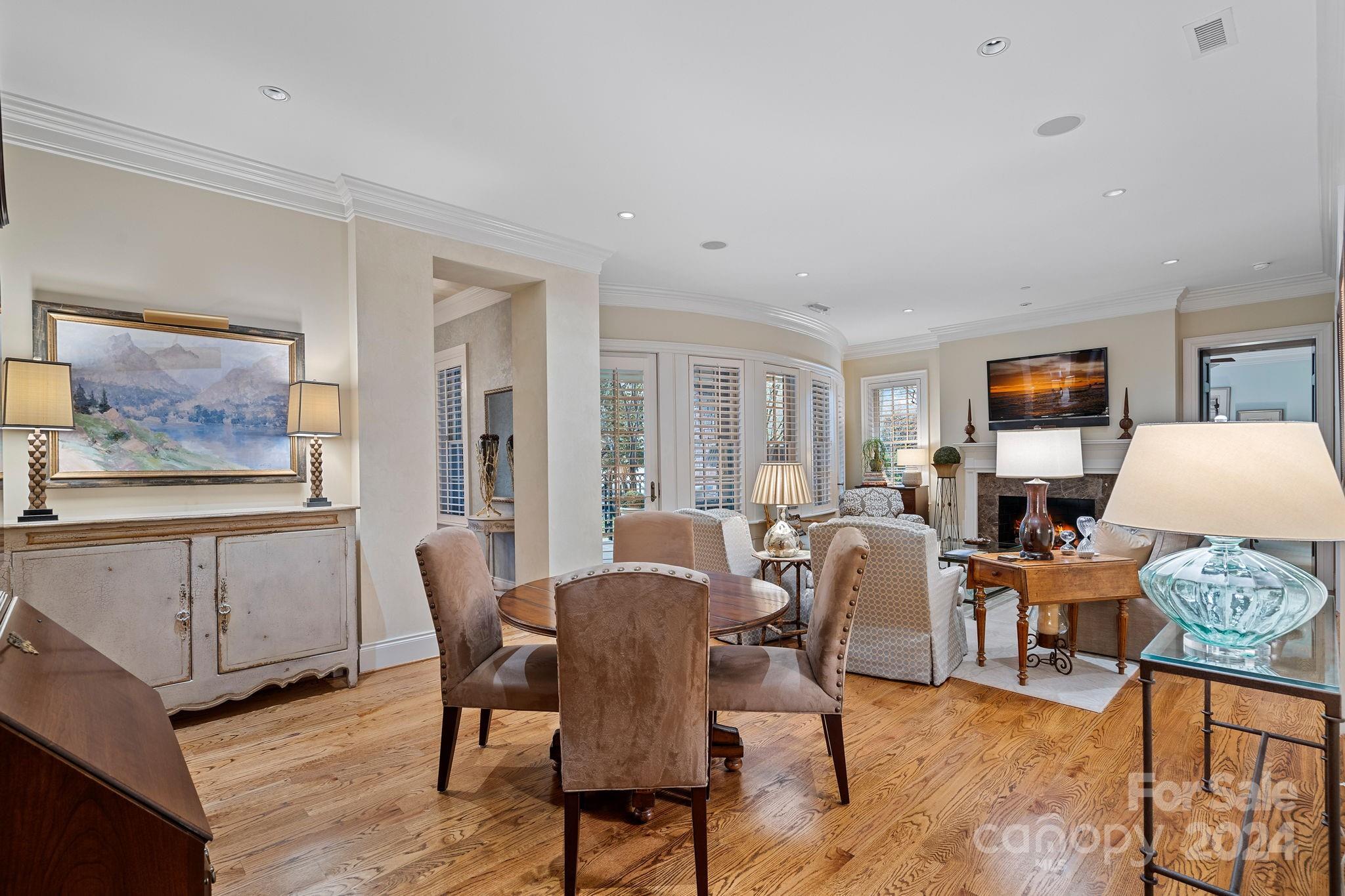 154 Cherokee Road Charlotte, NC 28207 - Photo 19 of 39 Gallery Image 19