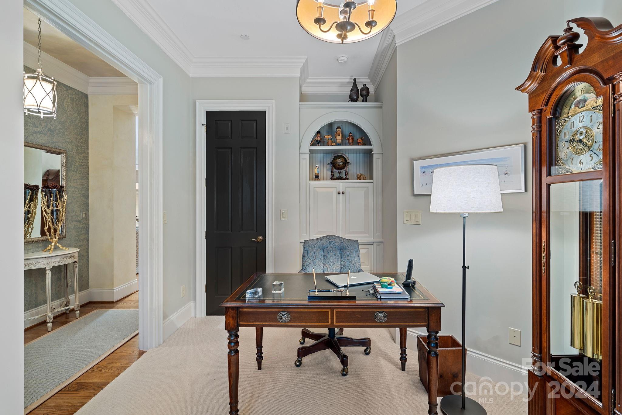 154 Cherokee Road Charlotte, NC 28207 - Photo 28 of 39 Gallery Image 28