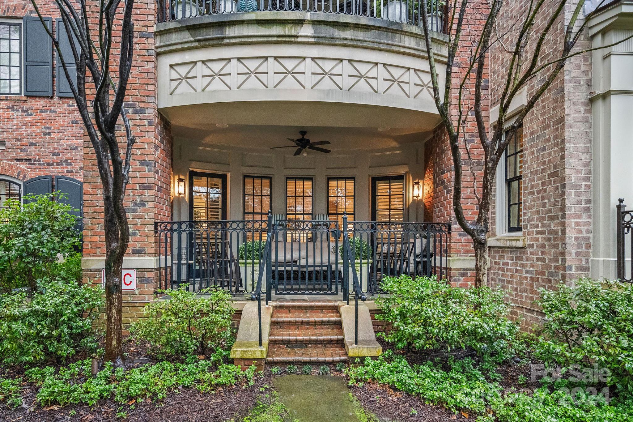 154 Cherokee Road Charlotte, NC 28207 - Photo 34 of 39 Gallery Image 34
