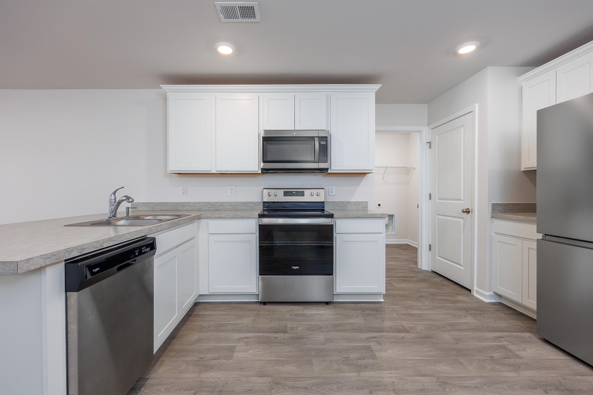 884 Freestyle Court Longs, SC 29568 - Photo 10 of 34