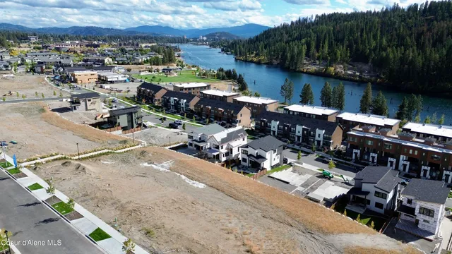 $1,471,000 | 2735 West Lumber Lane, Coeur D'Alene, ID 83814