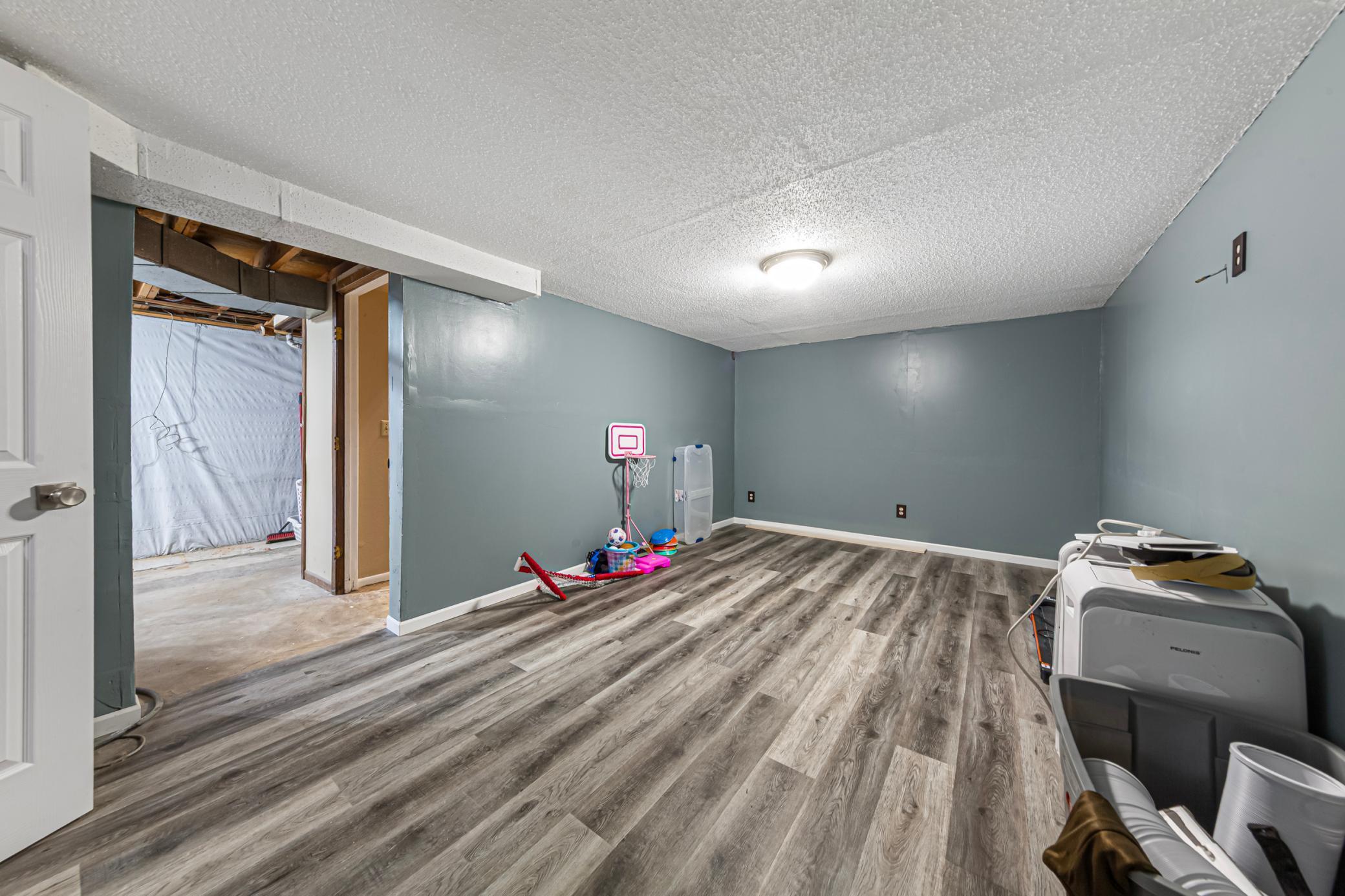 404 3rd Avenue Pemberton, MN 56078 - Photo 14 of 23