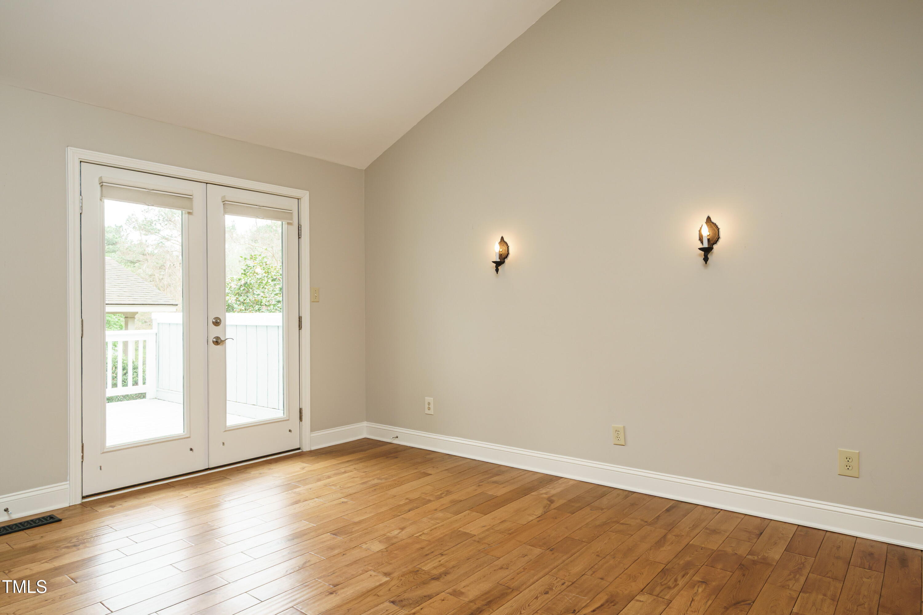 2916 Rue Sans Famille Raleigh, NC 27607 - Photo 16 of 32 009-original-dining-room